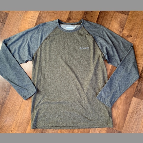 Columbia Other - Columbia Thistletown Tee